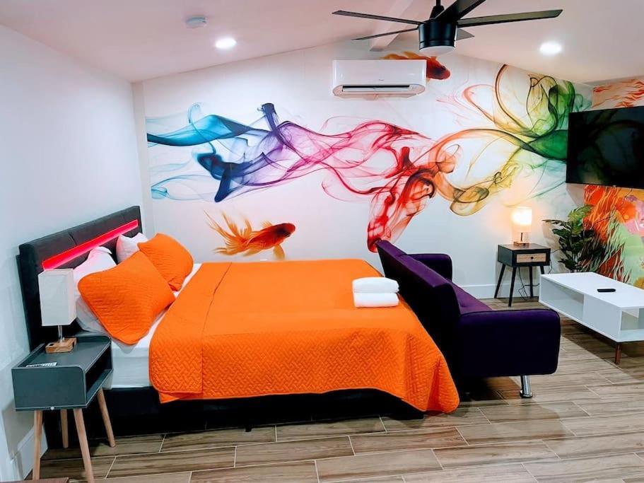 Retreat - With King Bed - 10 Min From Airp - Unit C Casa de Férias Phoenix
